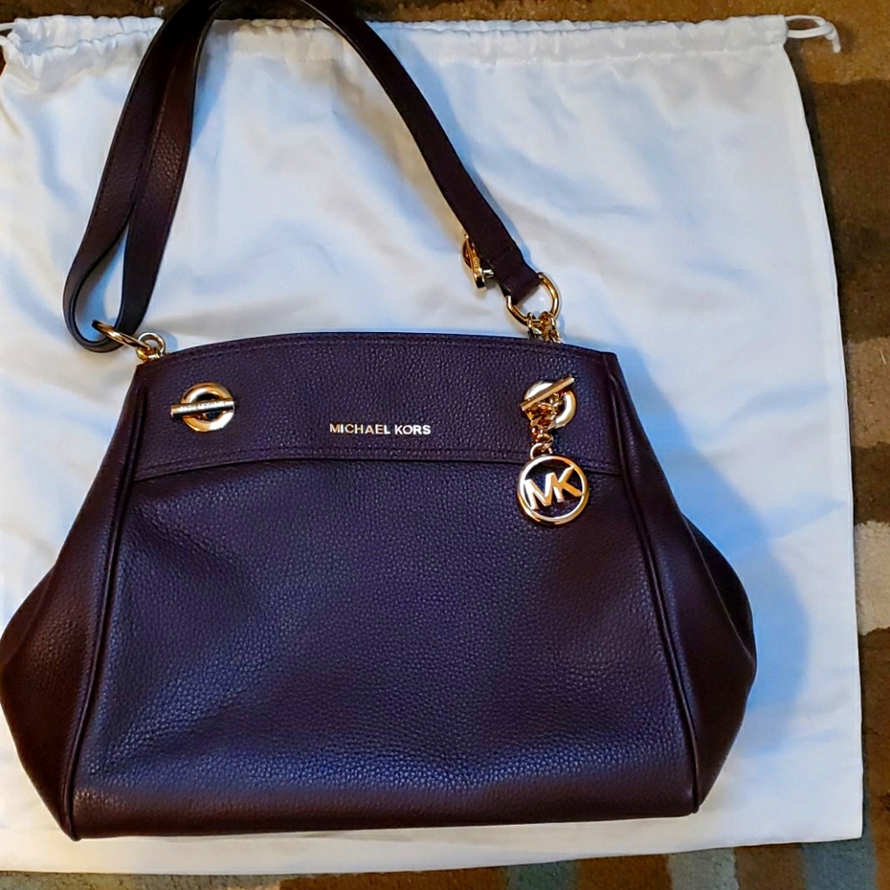 Michael kors shoulder bag